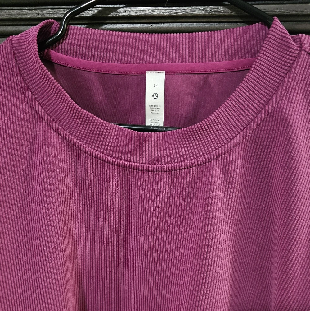 Lululemon Softstreme Ribbed Crop Crew - Picture 4 of 9